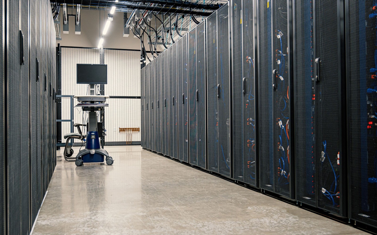 Data Center Engineering Infrastructure